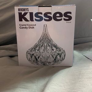 NWT Crystal Covered Hershey Kisses candy dish!